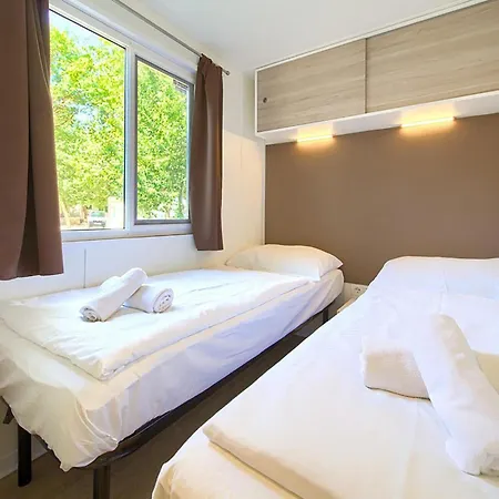 Cozy Stacaravan In Glavotok