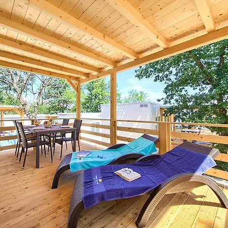 Cozy Stacaravan In Glavotok Brzac