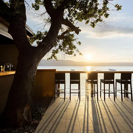 Cozy Stacaravan In Glavotok Camping