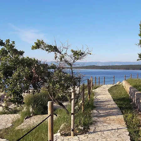 Cozy Stacaravan In Glavotok Brzac