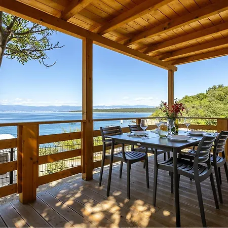 Cozy Stacaravan In Glavotok Κάμπινγκ