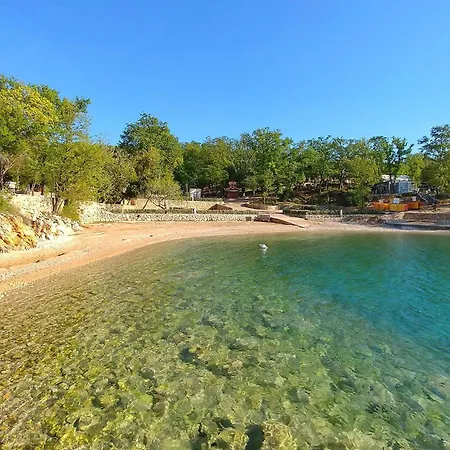 营地 Cozy Stacaravan In Glavotok Brzac