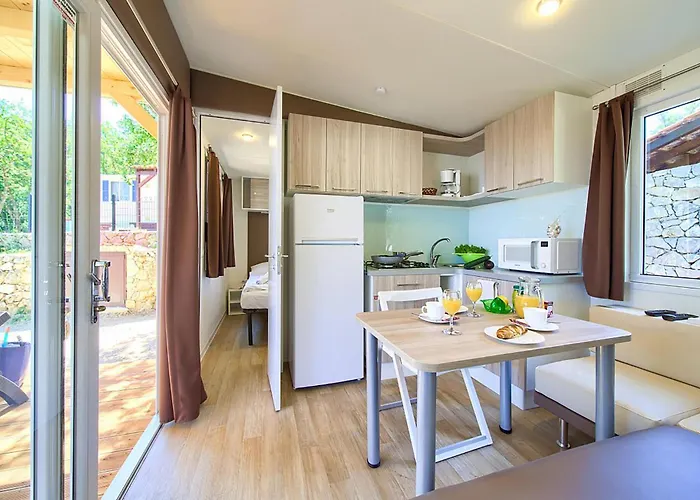Cozy Stacaravan In Glavotok Κάμπινγκ Brzac