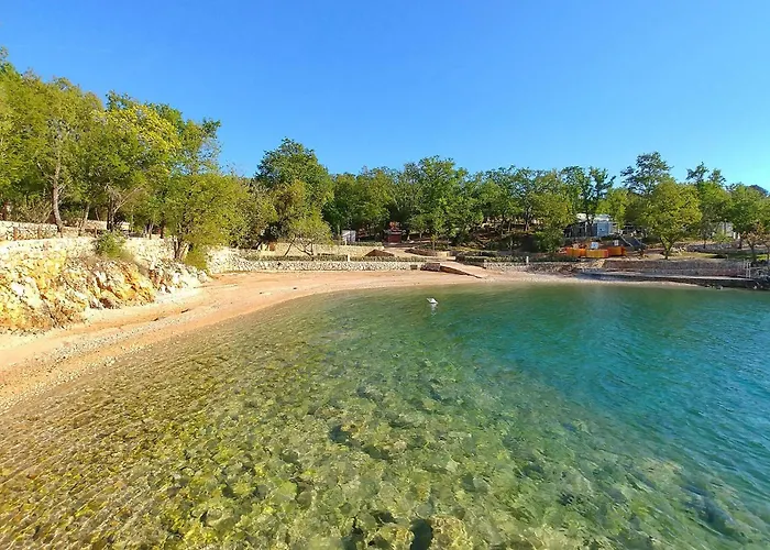 Κάμπινγκ Cozy Stacaravan In Glavotok Brzac