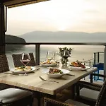 Cozy Stacaravan In Glavotok With Swimming Pool 4*