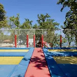 Cozy Stacaravan In Glavotok With Swimming Pool 4*